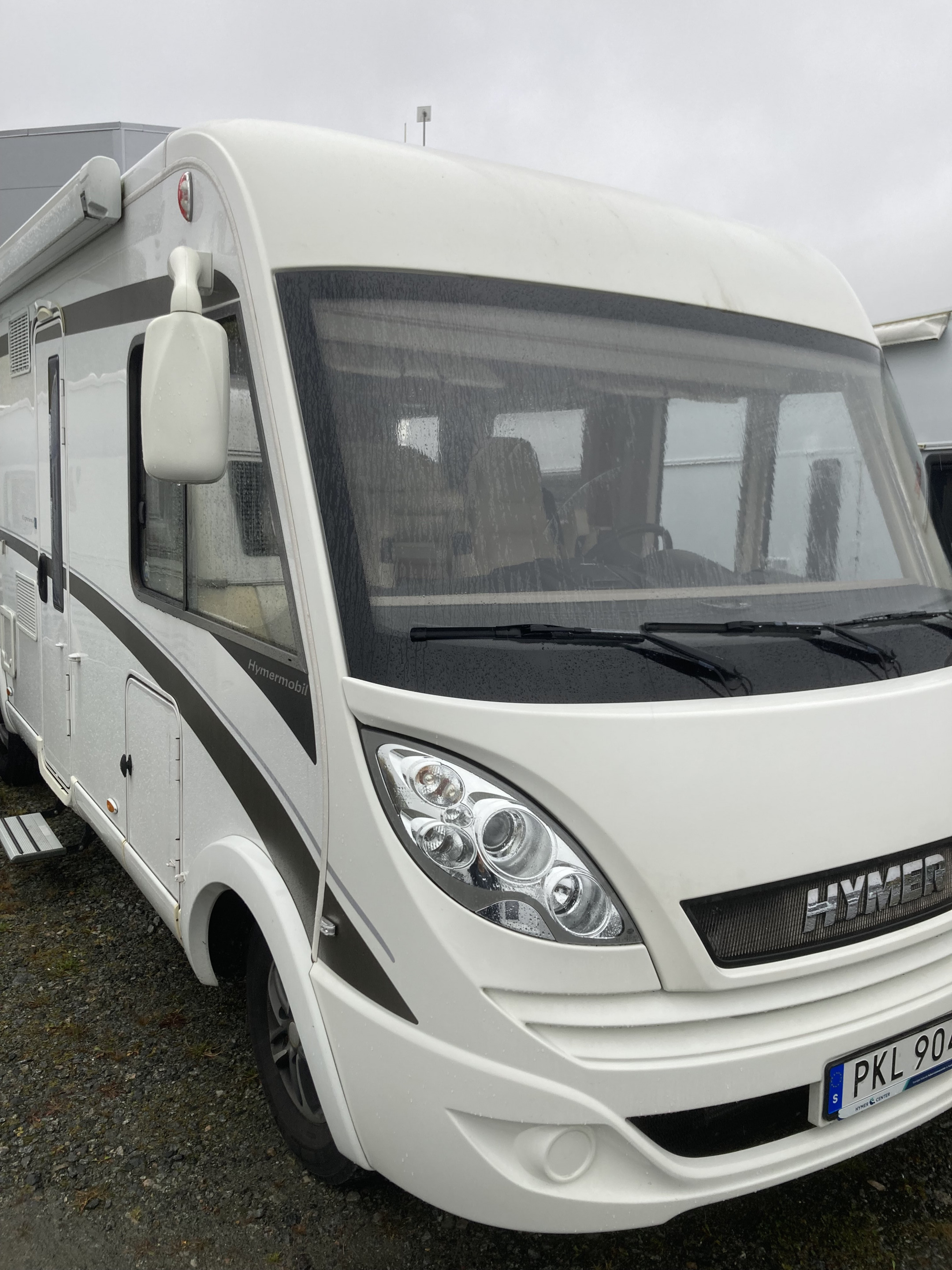 B 678 EXPERIENCE "Förmedling" - Hymer